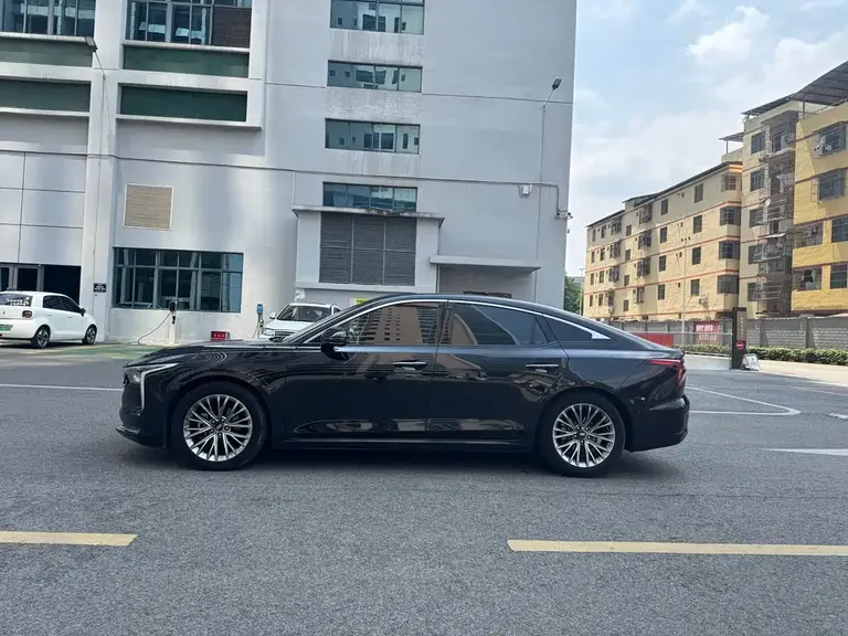 Besturn B70 3 rd Gen 1.5 T Auto Premium