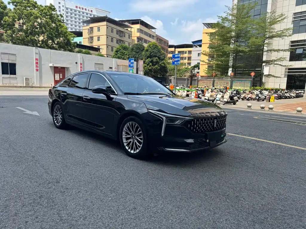 Besturn B70 3 rd Gen 1.5 T Auto Premium