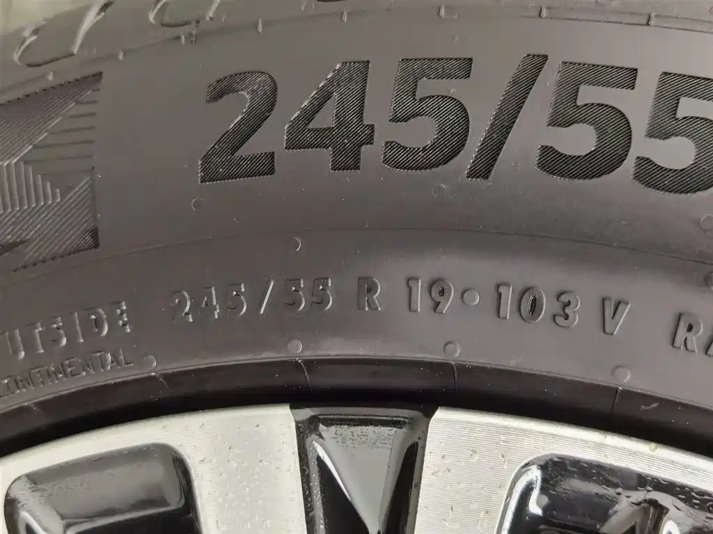 Avancier 370 TURBO 4 WD Premium