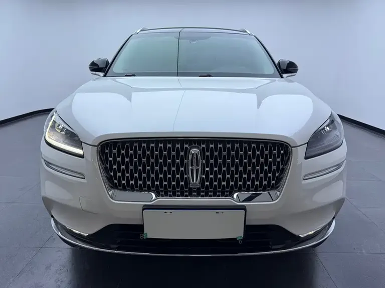 Lincoln Corsair 2.0 T 2 WD Premium