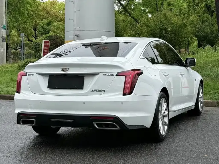 Cadillac CT5 28 T Luxury (Standard)