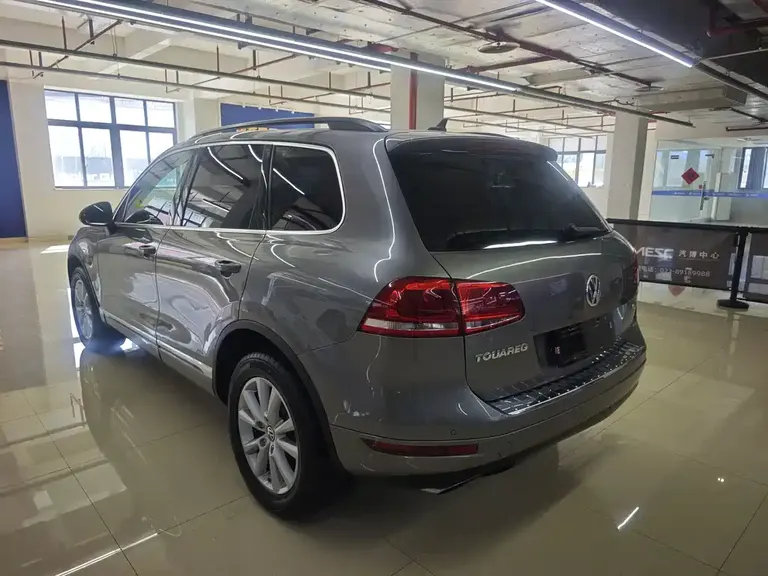 Volkswagen Touareg 3.0 TSI High Config