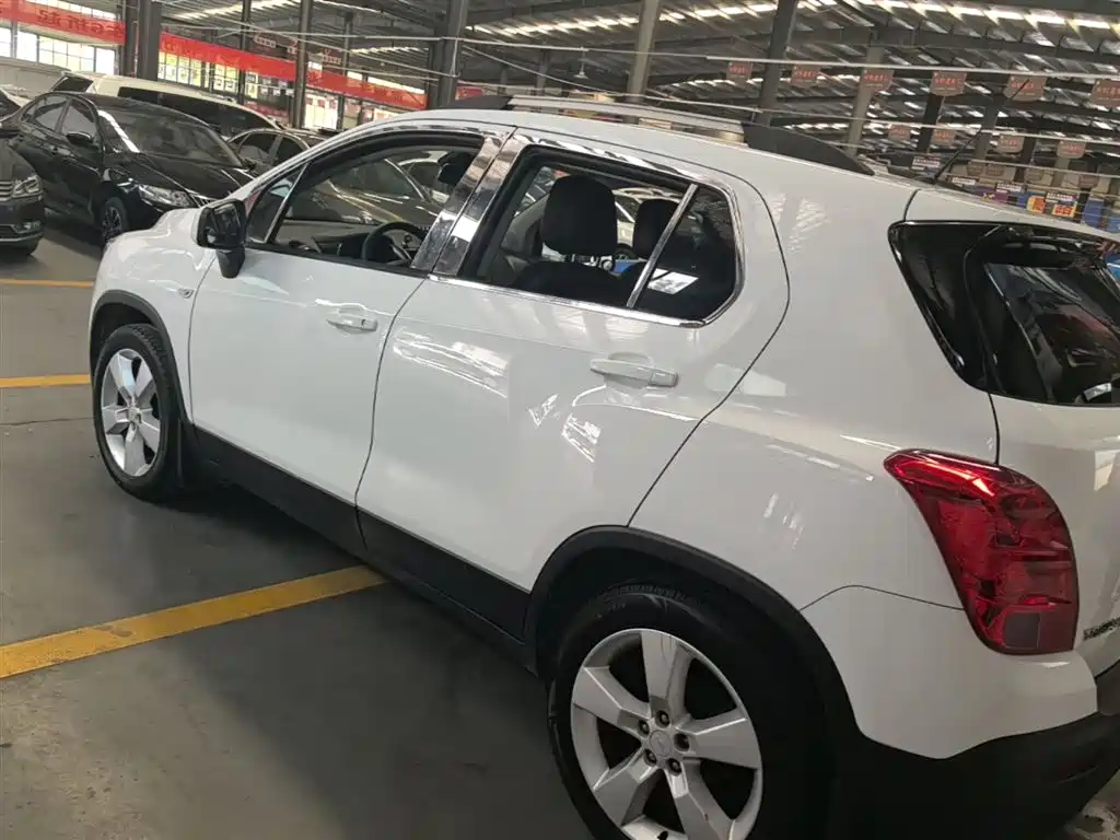 Tracker 1.4 T Auto 2 WD Comfort