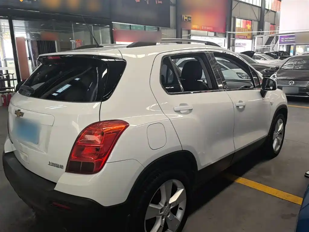 Tracker 1.4 T Auto 2 WD Comfort