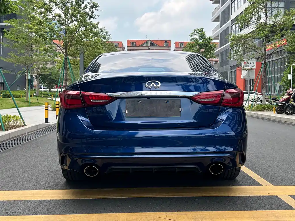 Infiniti Q50 L 2.0 T Progressive Enjoyment CN-VI