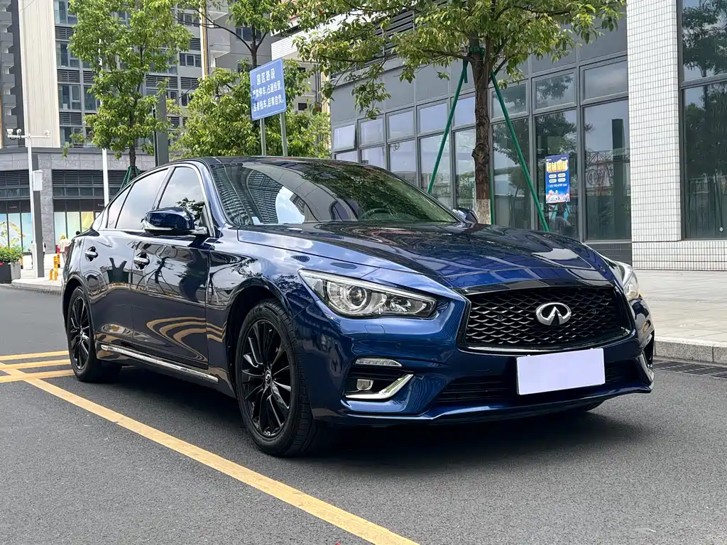Infiniti Q50 L 2.0 T Progressive Enjoyment CN-VI