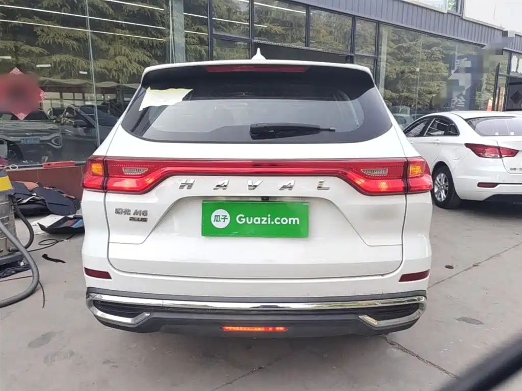 Haval M6 PLUS 1.5 T DCT Elite Connected