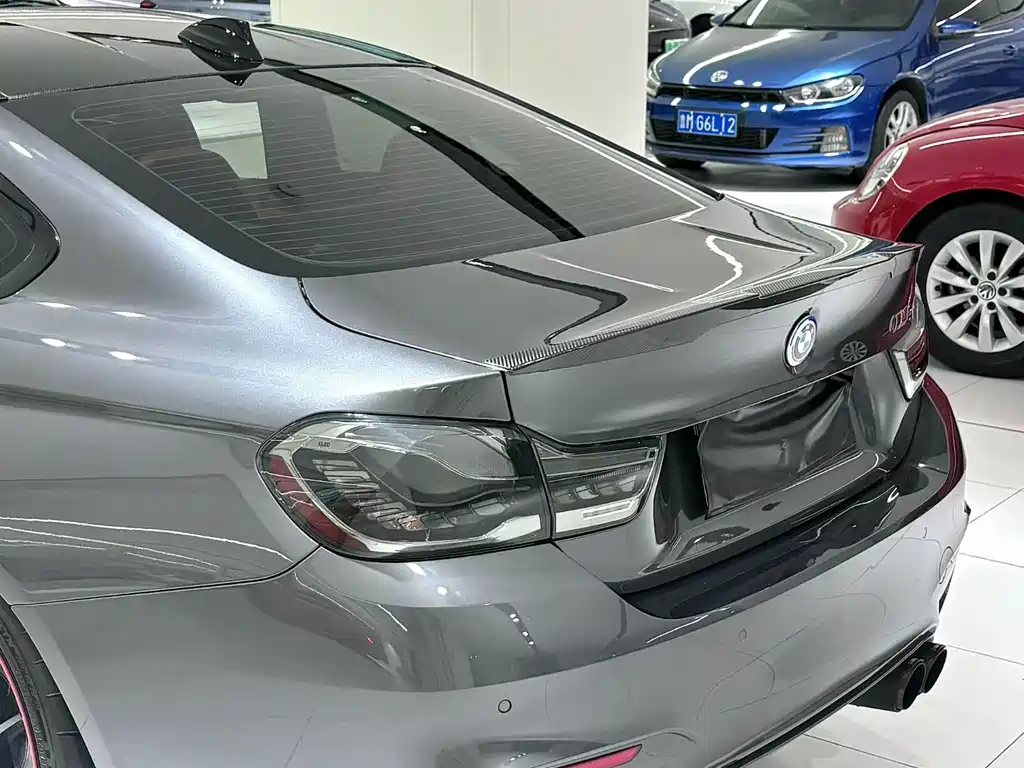 BMW M4 M4 2-door Coupe
