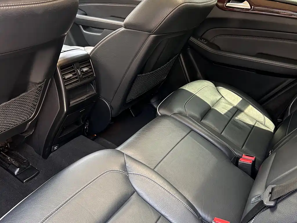 Mercedes-Benz M-Class ML 400 4 MATIC Luxury