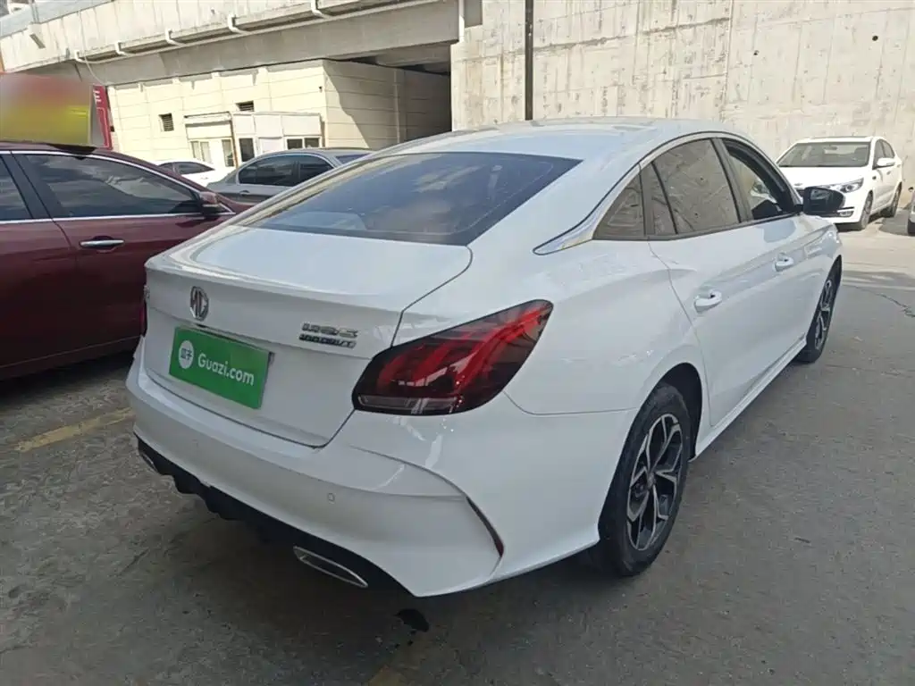 MG5 Facelift 180 DVVT CVT Youth Luxury