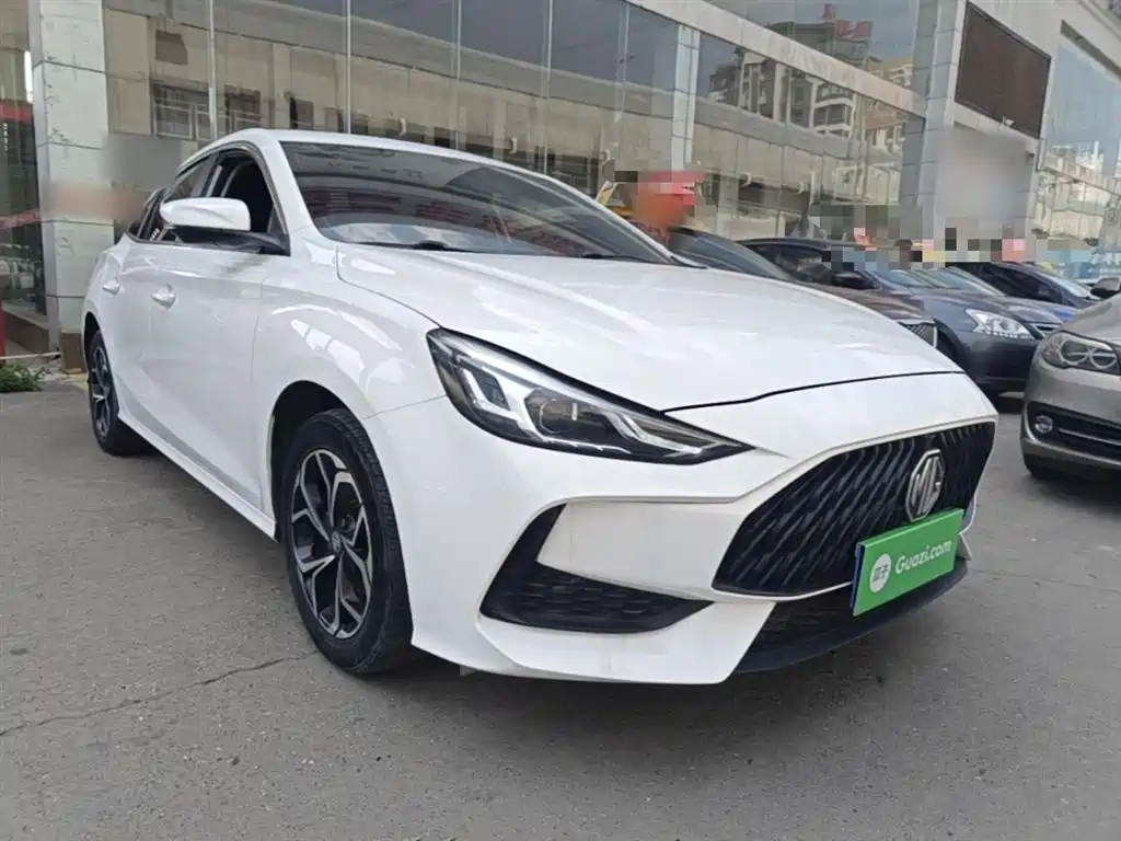 MG5 Facelift 180 DVVT CVT Youth Luxury