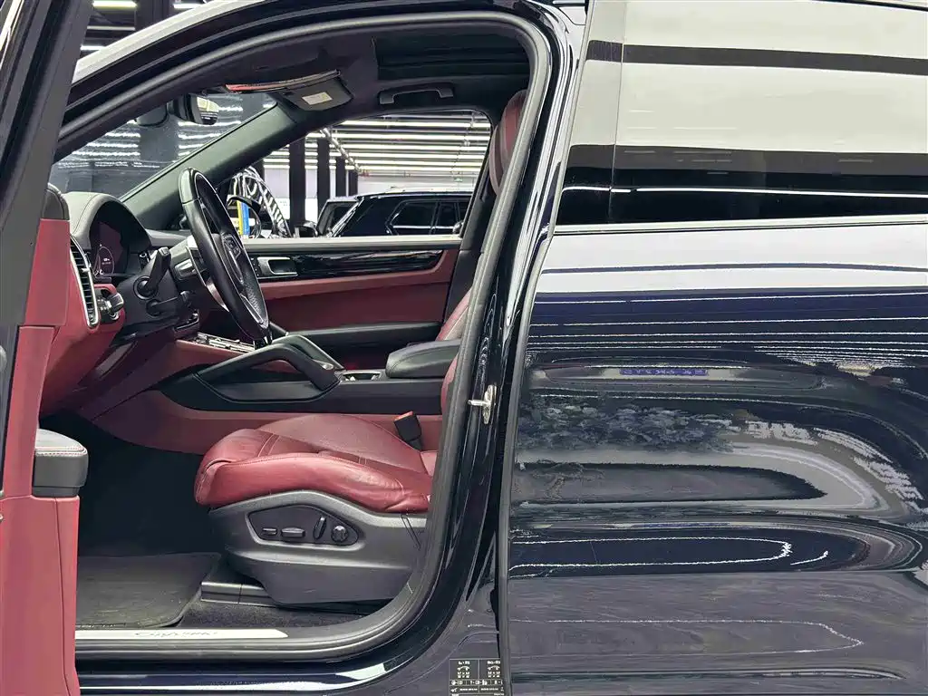 Cayenne NEV Cayenne E-Hybrid 2.0 T