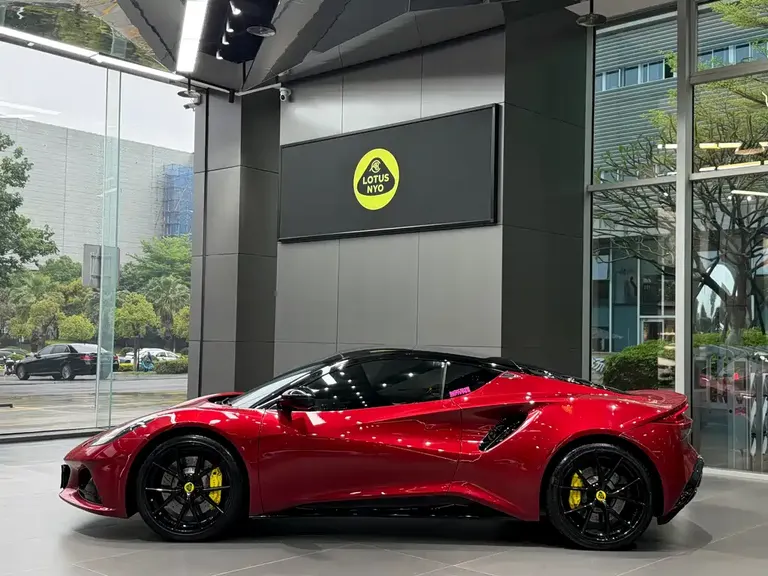 Lotus EMIRA 2.0 T DCT First Edition