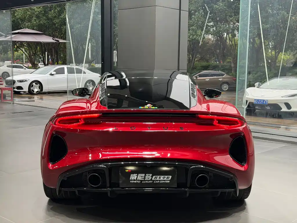 EMIRA 2.0 T DCT First Edition
