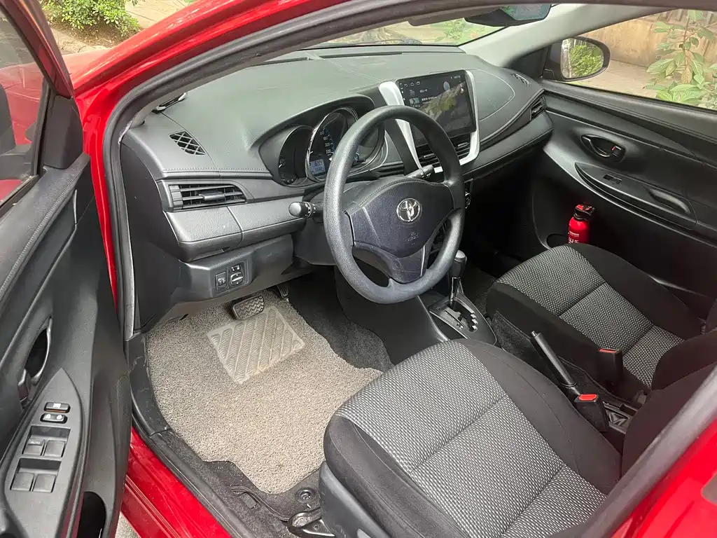Vios FS 1.5 L CVT Sharp Speed