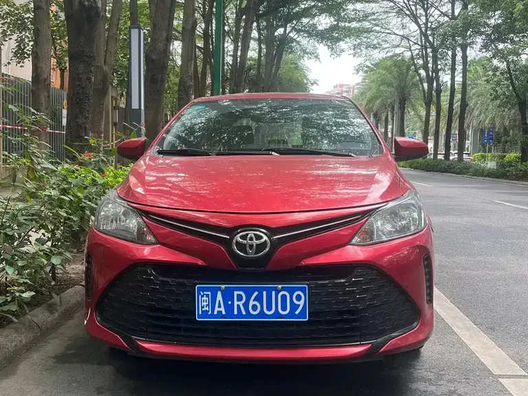 Toyota Vios FS 1.5 L CVT Sharp Speed
