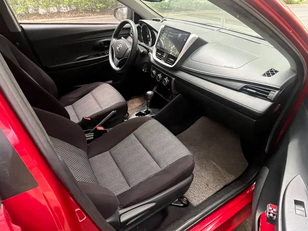 Vios FS 1.5 L CVT Sharp Speed