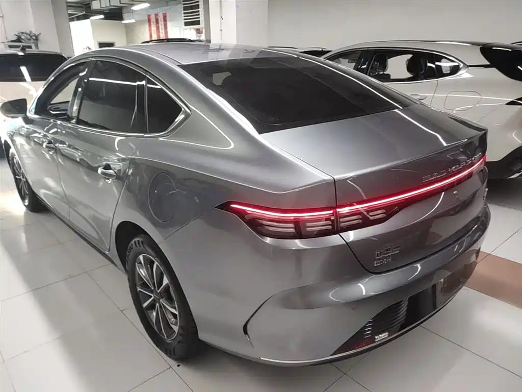 Destroyer 05 Glory DM-i 55 KM Luxury
