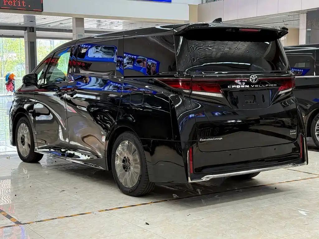 Vellfire Crown Dual Engine 2.5 L Ink Gold Executive