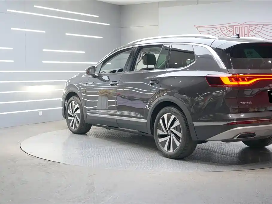 Talagon 380 TSI 4 WD Luxury Premium Realm Pro