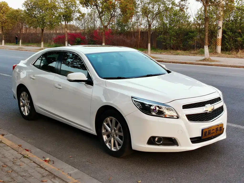Malibu 2.0 L Auto Luxury