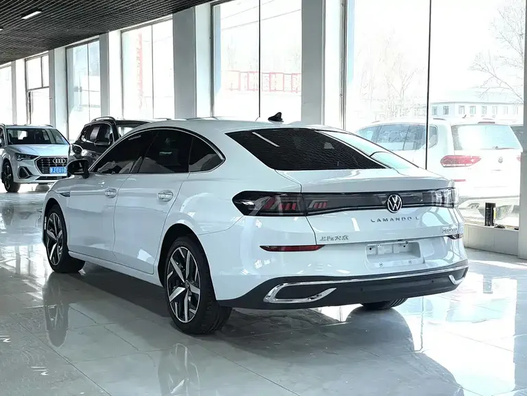 Volkswagen Lamando Lamando L 280 TSI DSG Spicy Cool