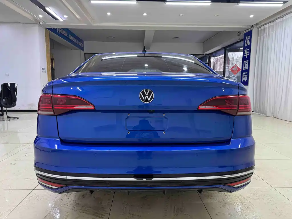 Bora 280 TSI DSG Supreme Travel