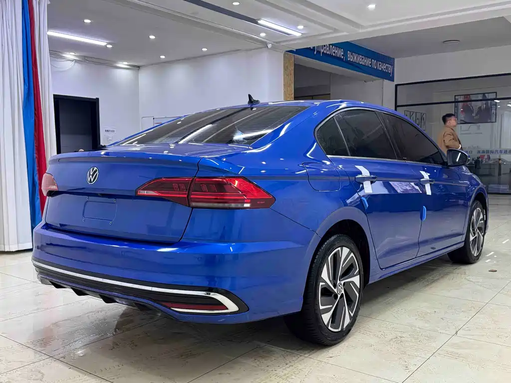 Bora 280 TSI DSG Supreme Travel