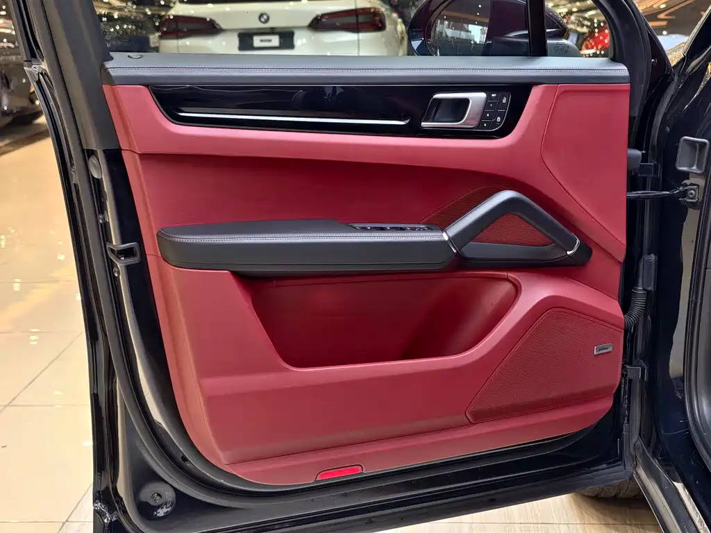 Cayenne Cayenne 3.0 T Platinum