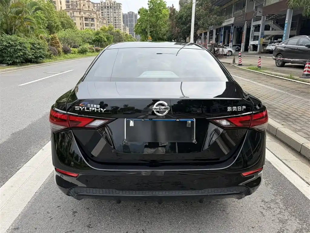 Sylphy 1.6 L XL CVT Joy