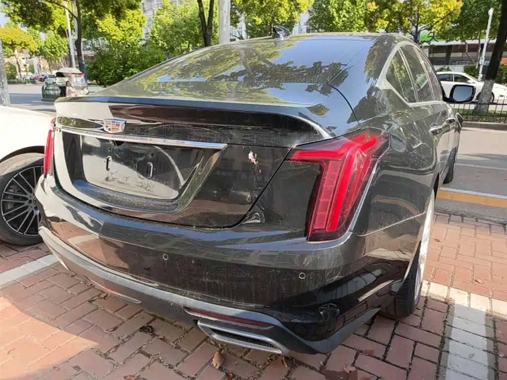 Cadillac CT5 28 T Luxury (Standard)