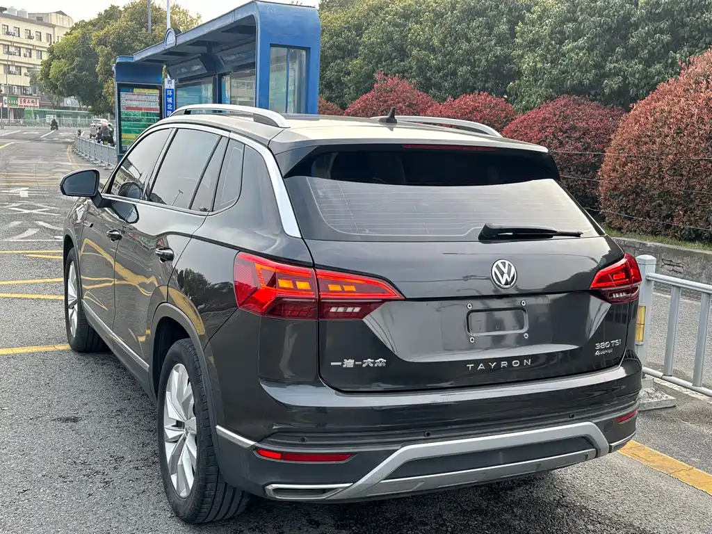 Tayron 380 TSI 4 WD Luxury Connected Pro