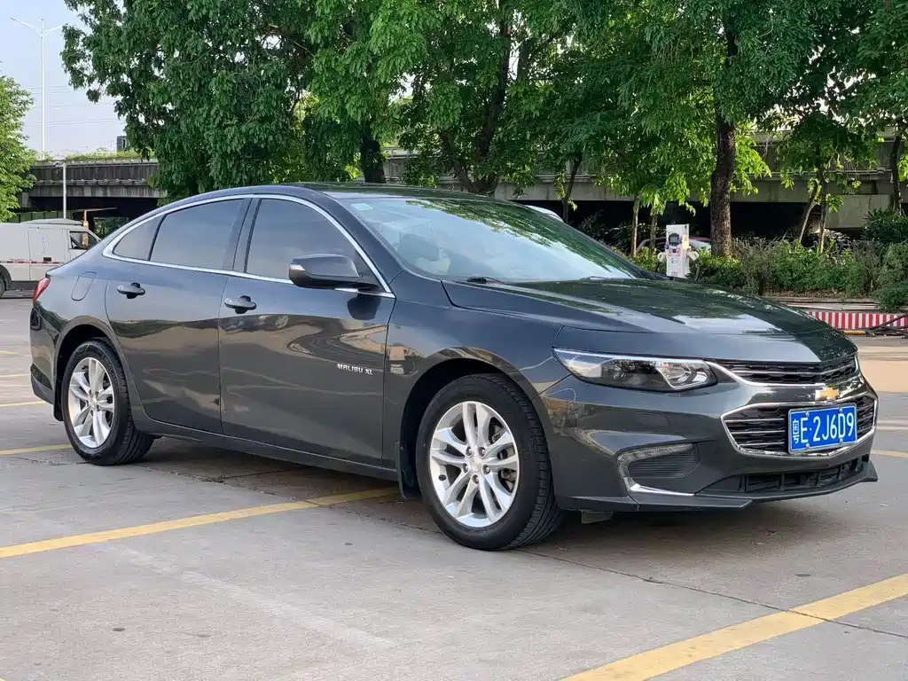 Malibu XL 530 T Auto Sharp Comfort