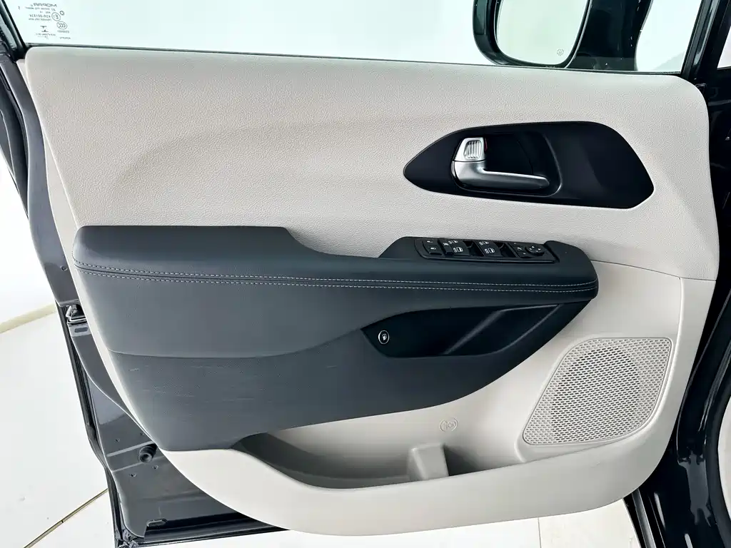 Pacifica PHEV (Import) 3.6 L PHEV