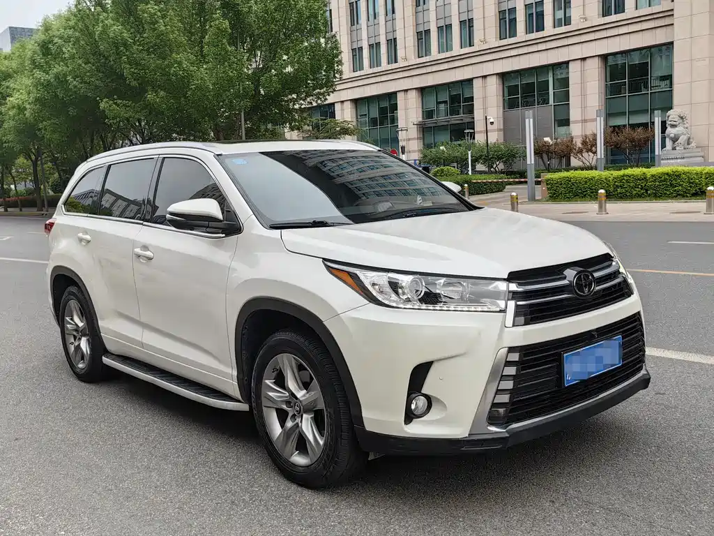 Highlander 2.0 T 4 WD Distinguished 7-seat CN-VI