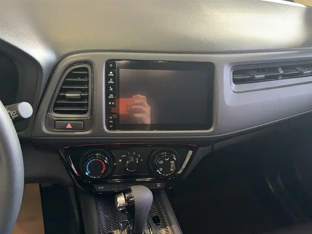 Vezel 1.5 L CVT Pioneer