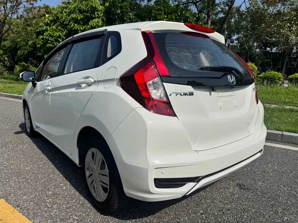 Fit 1.5 L CVT Comfort