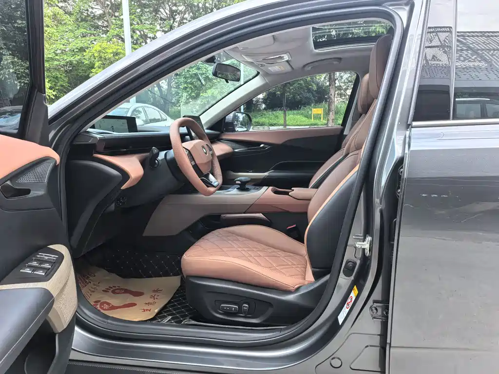 Eado 1.5 T GDI Auto Flagship