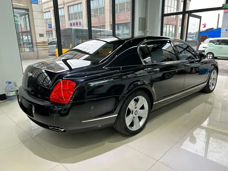 Bentley Flying Spur 6.0 T Standard