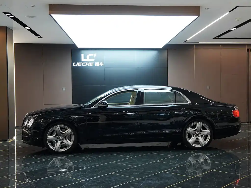 Flying Spur 6.0 T W12 Distinguished