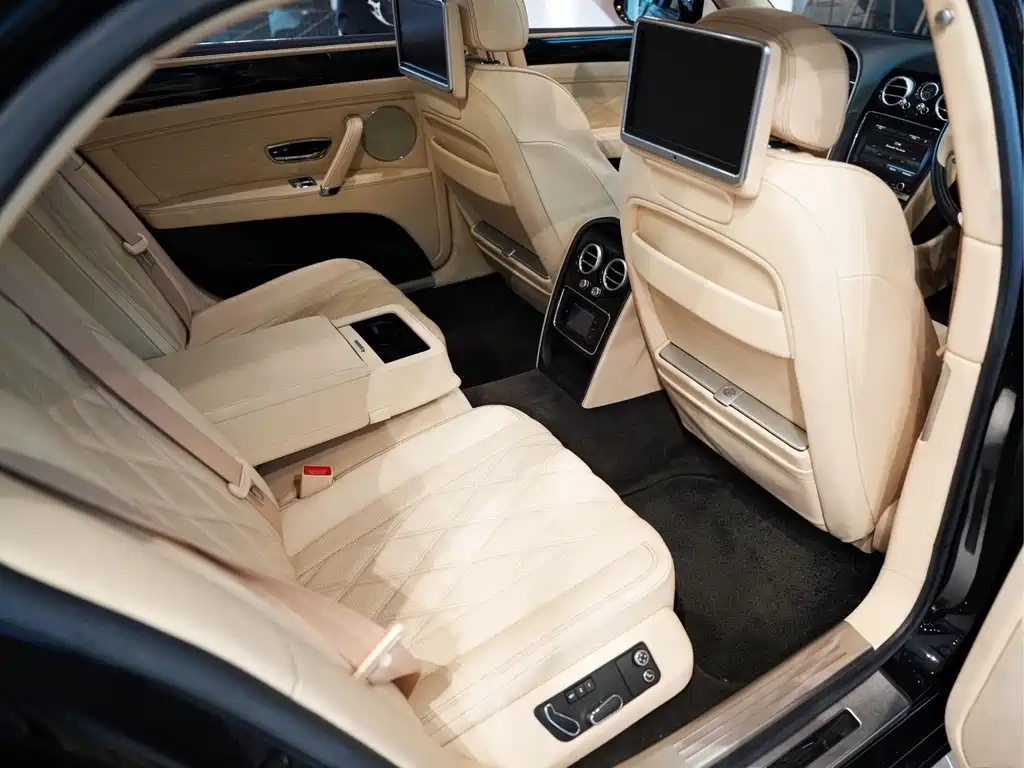 Flying Spur 6.0 T W12 Distinguished