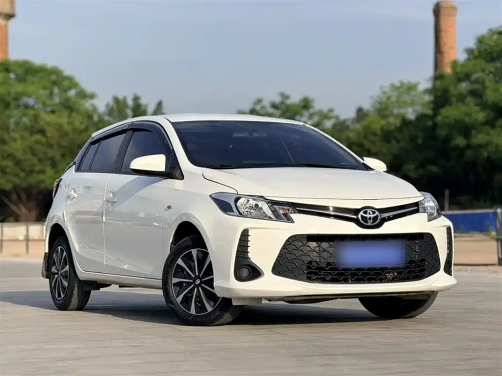 Vios FS 1.5 L CVT Sharp Speed