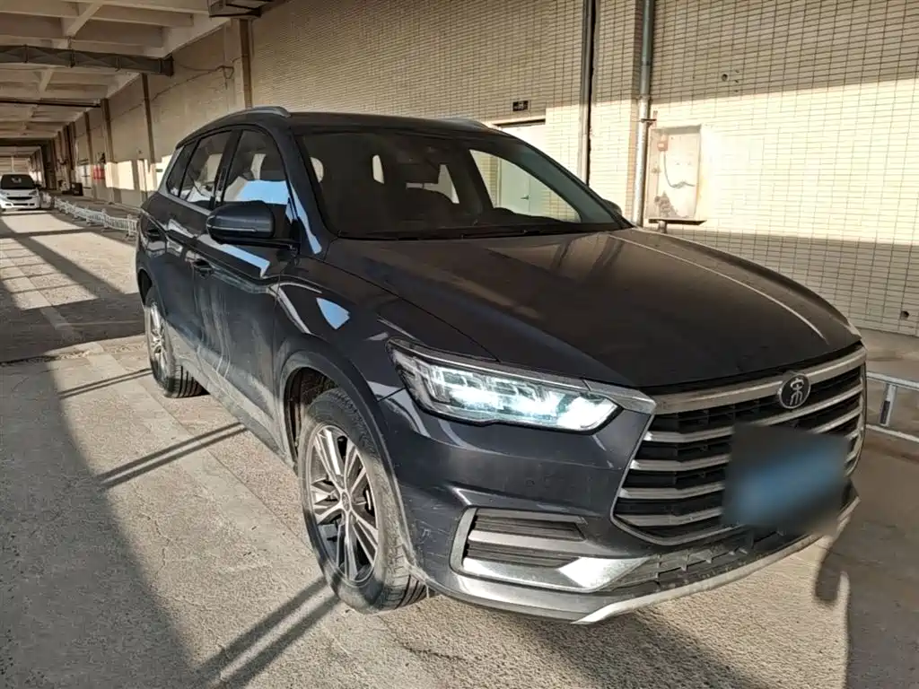 Song Pro 1.5 T Auto Distinguished