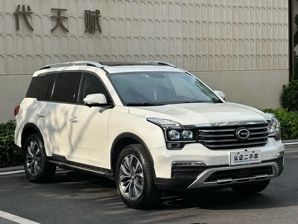GAC Trumpchi GS8 320 T 2 WD Luxury Connected (7-seat)