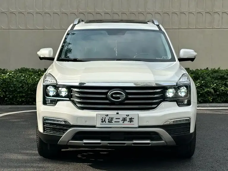 GAC Trumpchi GS8 320 T 2 WD Luxury Connected (7-seat)