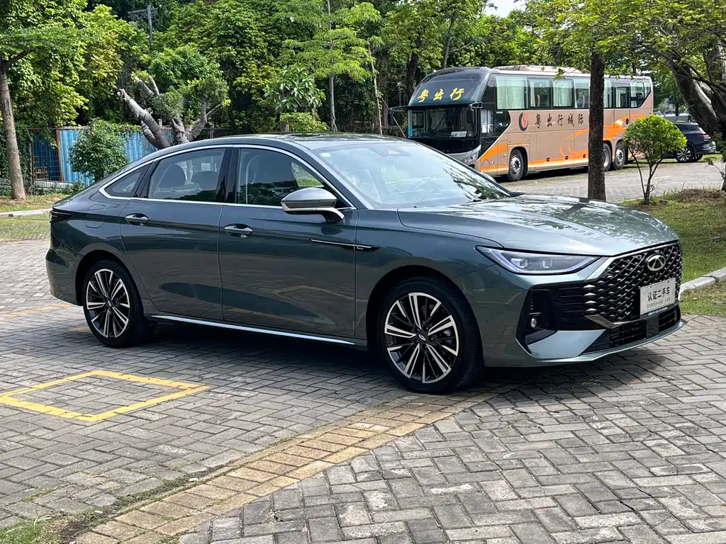 Arrizo 8 PRO 1.6 T DCT Luxury +