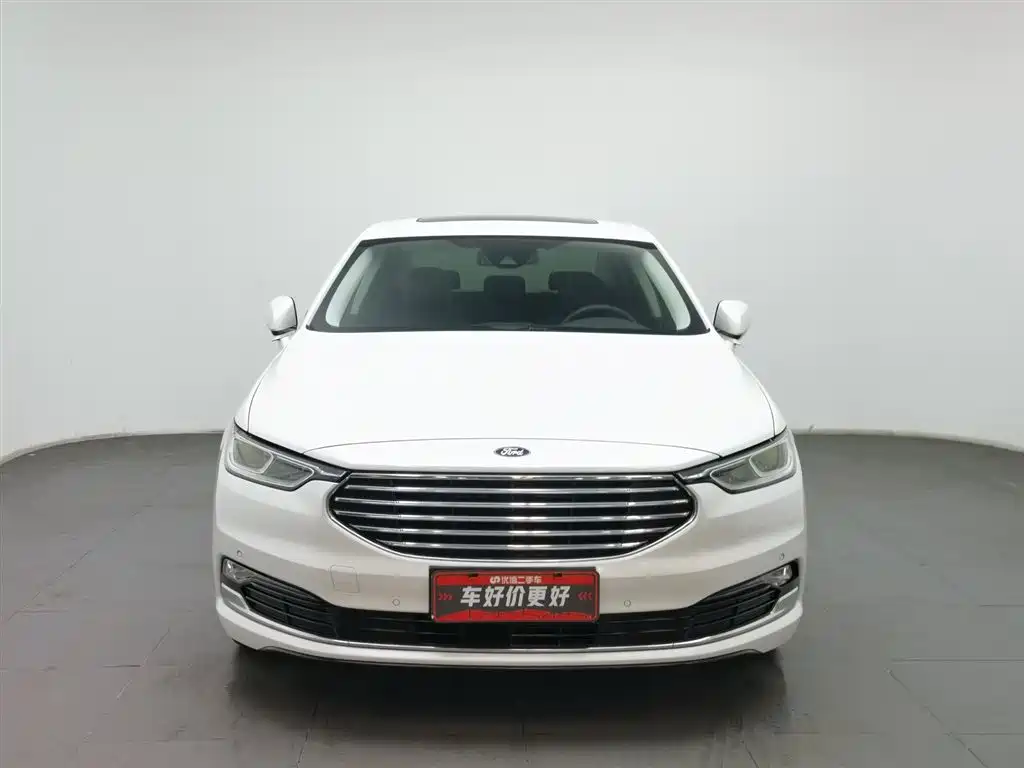Taurus EcoBoost 245 Premium