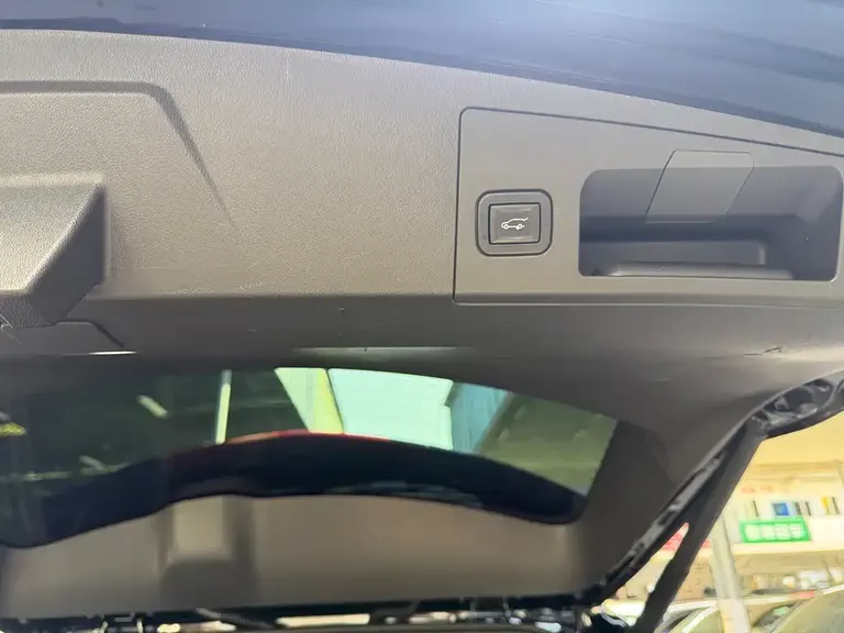 Cadillac XT5 2.0 T 4 WD Distinguished