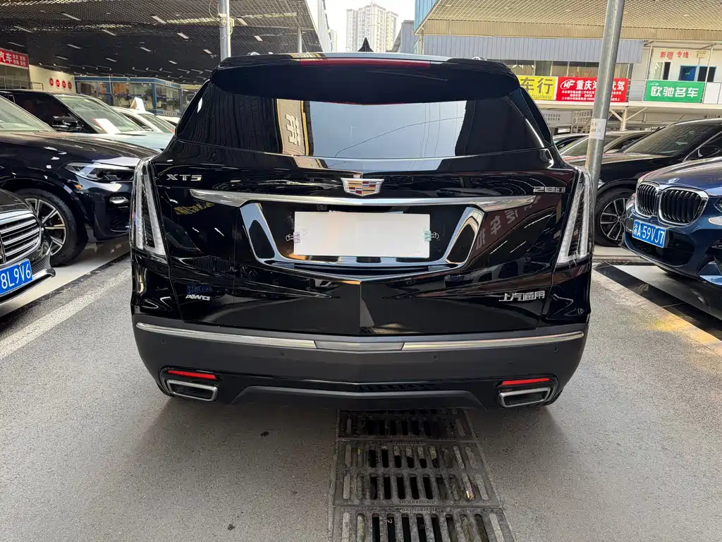 Cadillac XT5 2.0 T 4 WD Distinguished