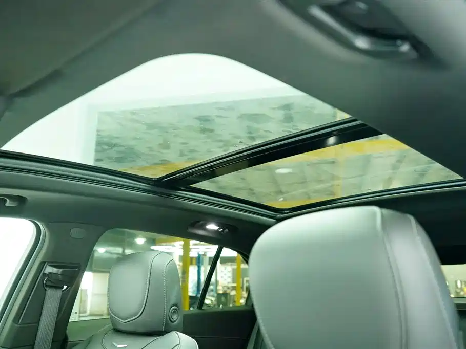 Cadillac XT4 28 T 2 WD Luxury